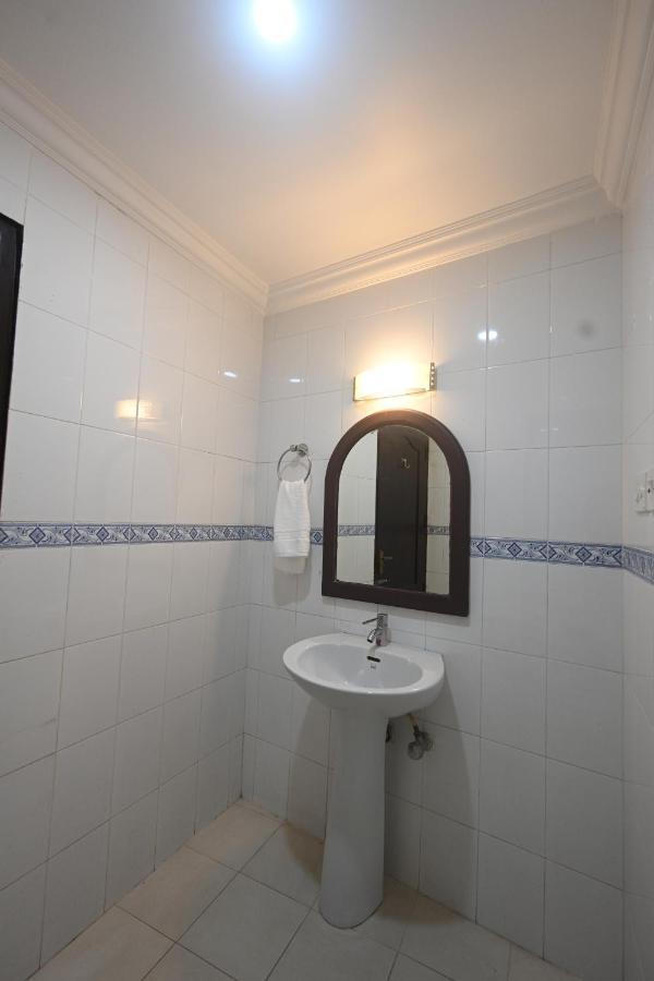 Hotel Bhagavath Gardens Chengannur Bagian luar foto